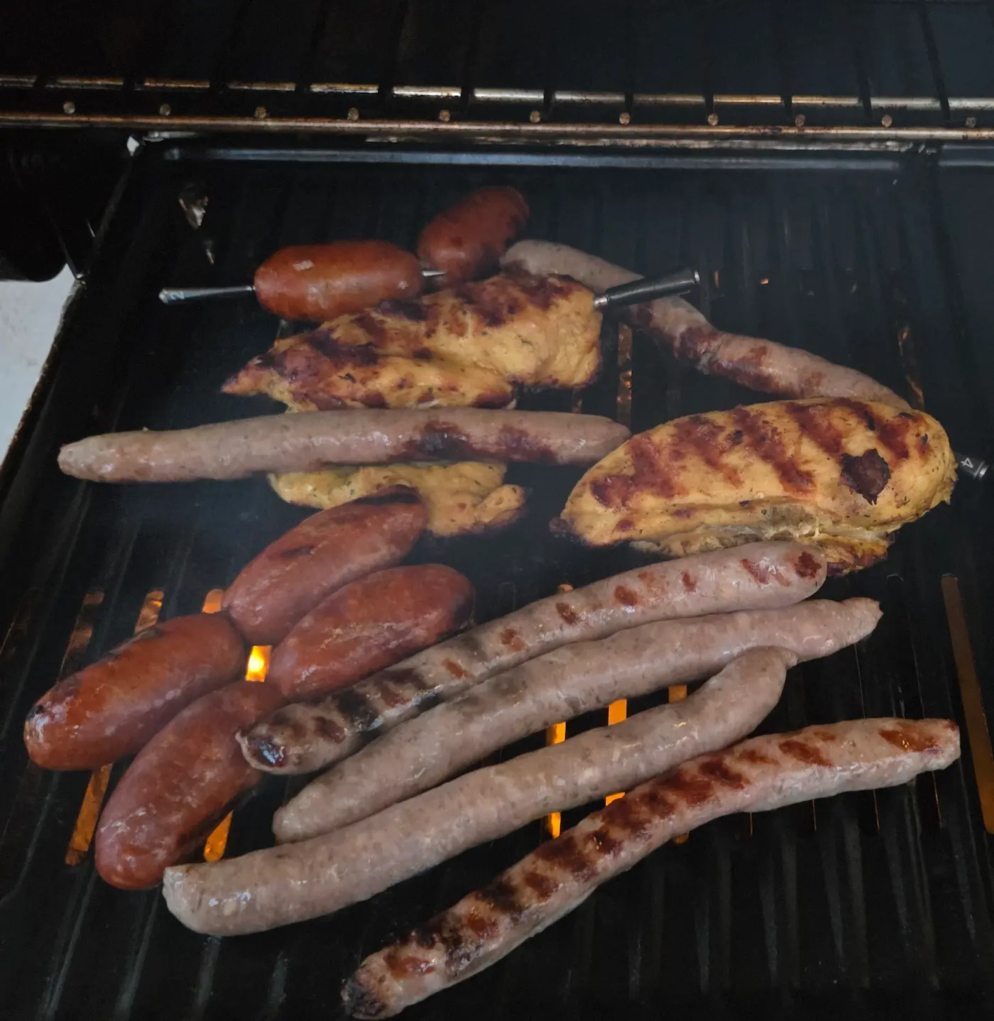 Cuisson de plusieurs viandes au barbecue avec les sondes INKBIRD