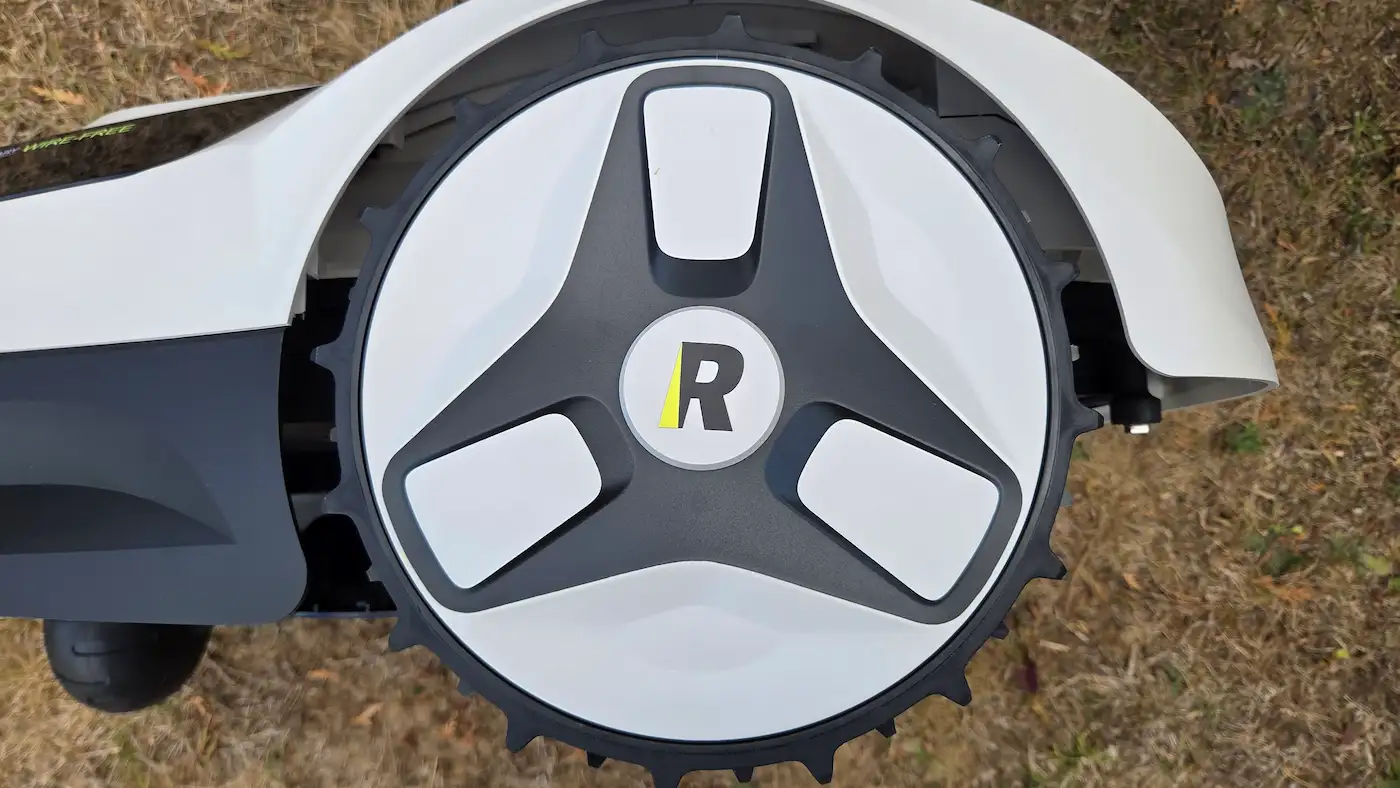 Grande roue arrière du RoboUP Raccoon 2 SE